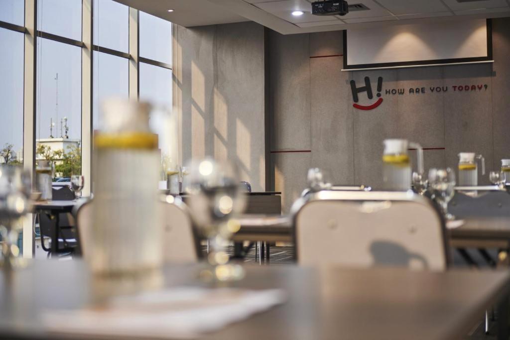 Hi Hotel Senen Jakarta Eksteriør bilde
