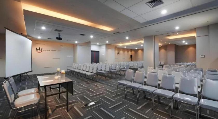 Hi Hotel Senen Jakarta Eksteriør bilde